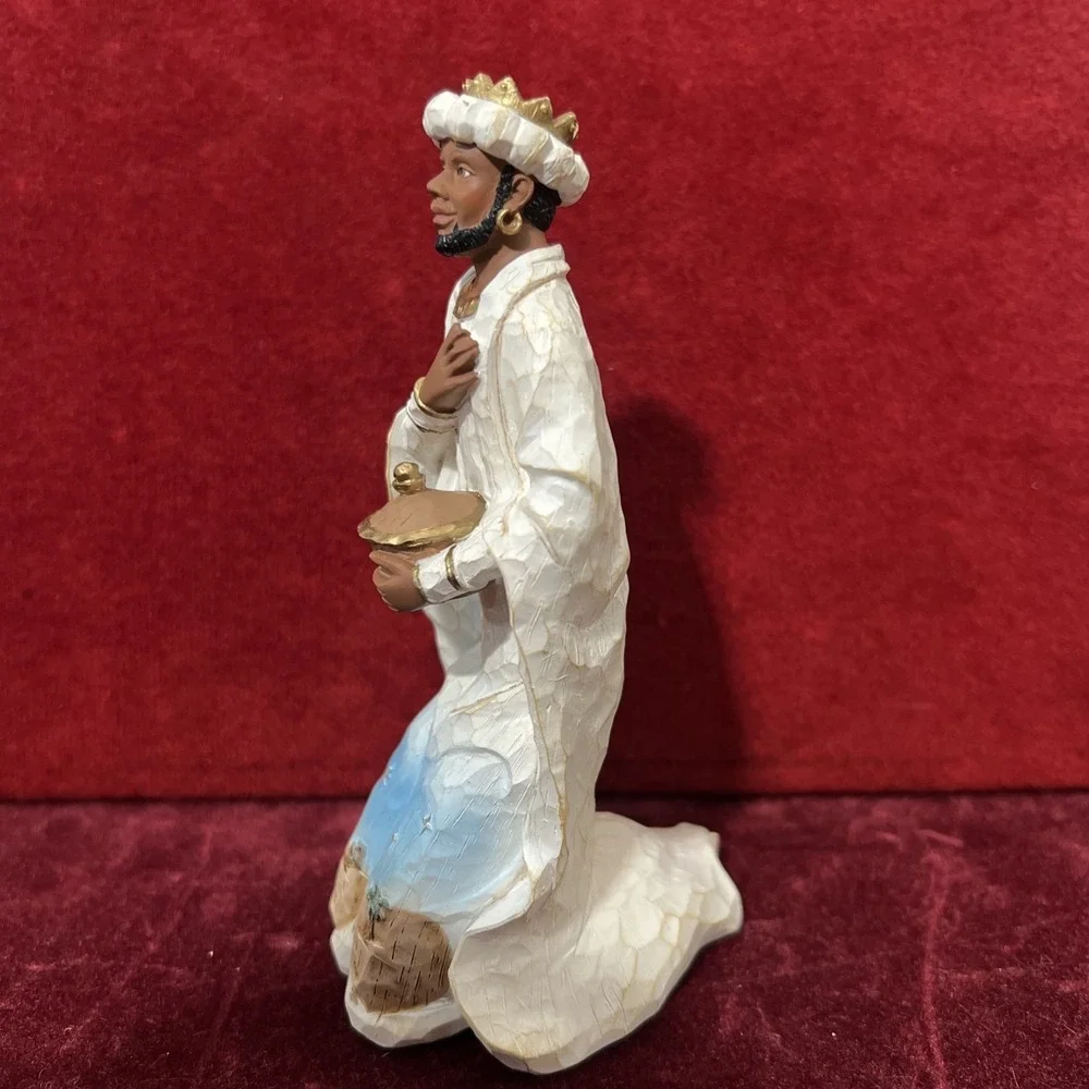 King Melchoir A0064 Elegant Blessings Nativity Figurine Thomas Kinkade 2009‎